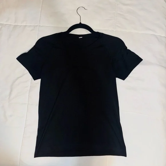 Swiftly Tech Short-Sleeve Shirt 2.0 – Waist Length - Picture 3 of 4